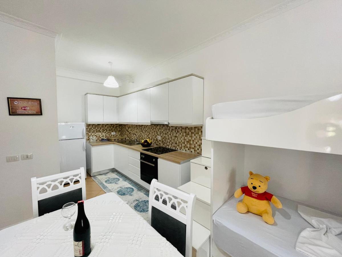 Jico Travel - Bani Apartments Влёра Экстерьер фото