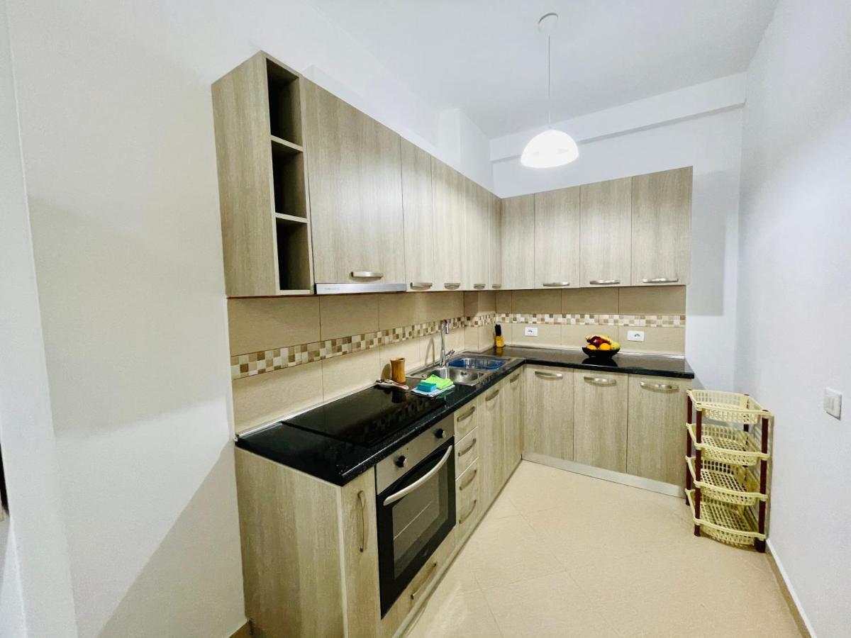 Jico Travel - Bani Apartments Влёра Экстерьер фото