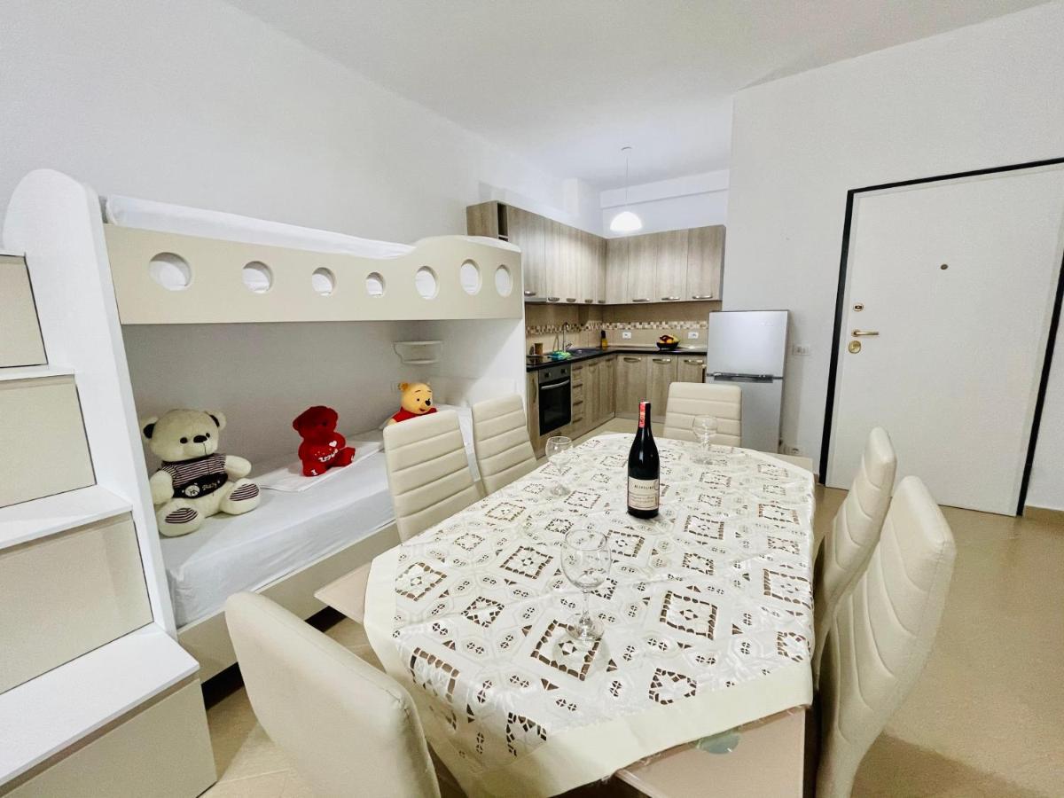 Jico Travel - Bani Apartments Влёра Экстерьер фото