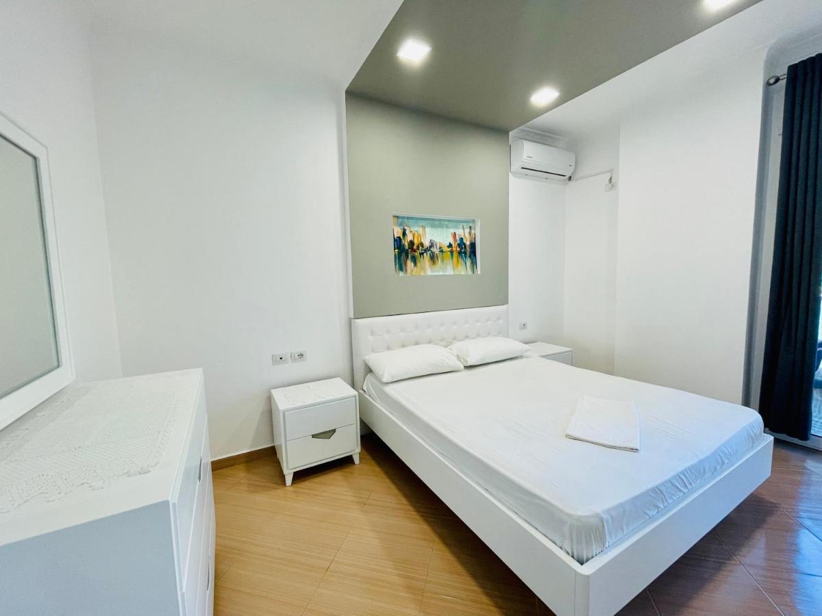 Jico Travel - Bani Apartments Влёра Экстерьер фото