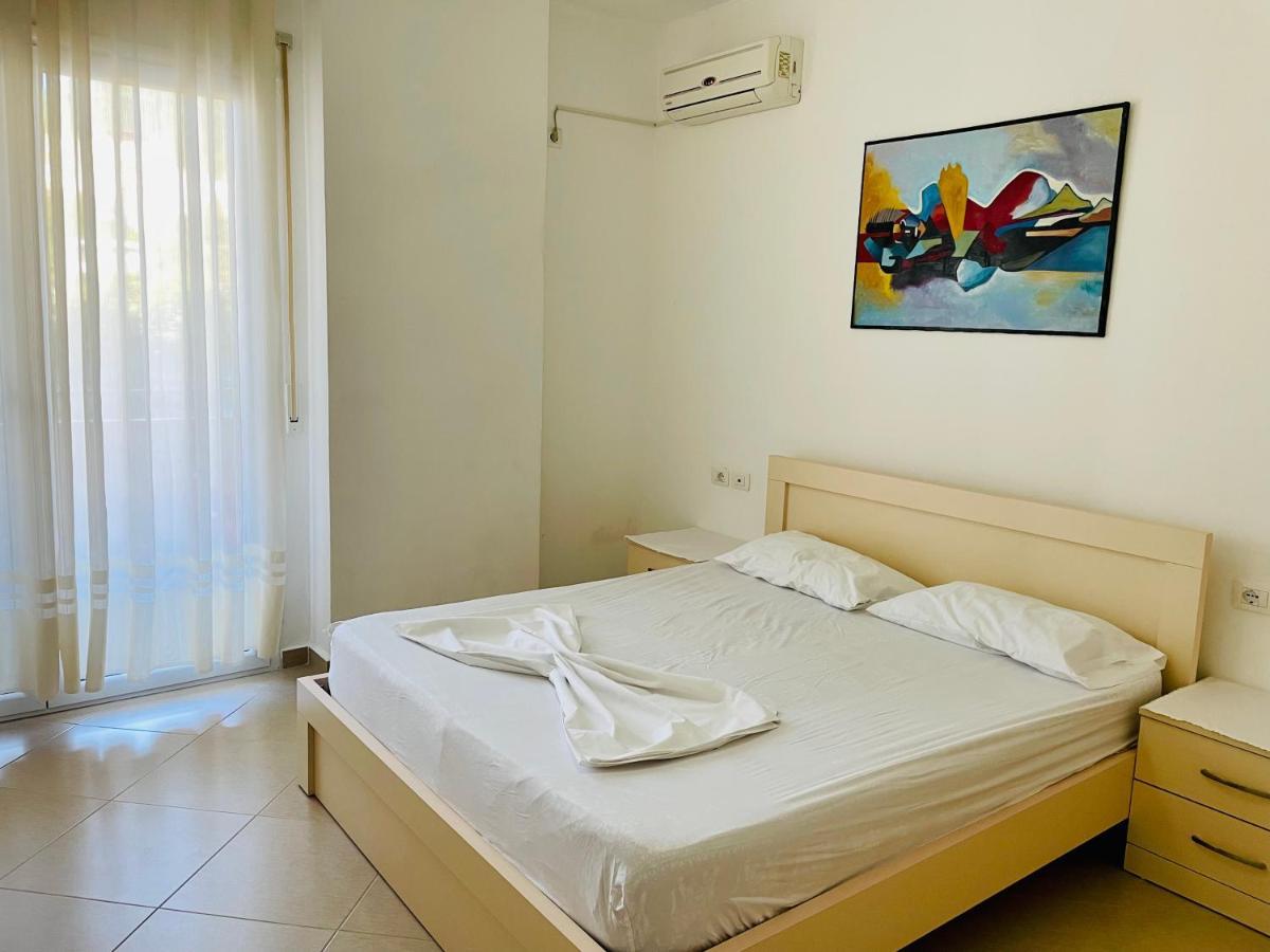Jico Travel - Bani Apartments Влёра Экстерьер фото
